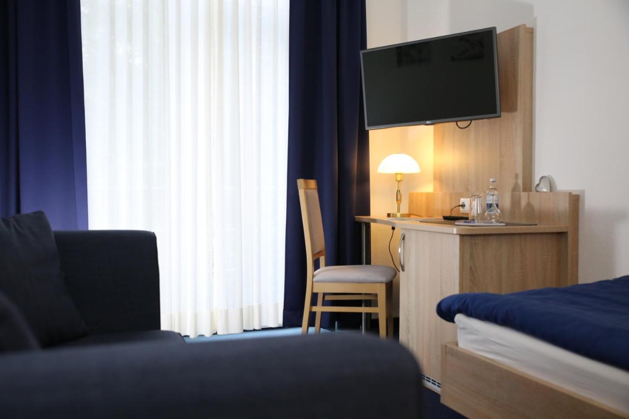 Hotel Pilar Garni كولونيا المظهر الخارجي الصورة